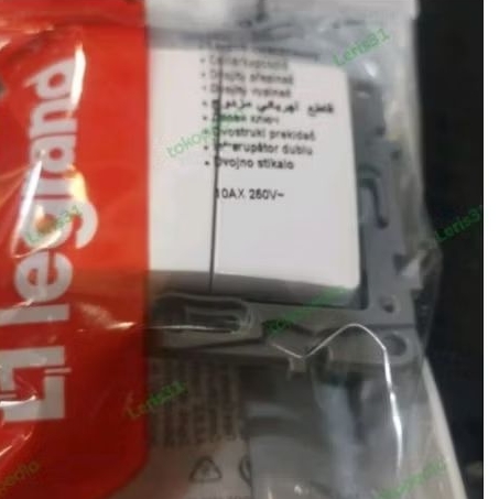 saklar seri legrand niloe