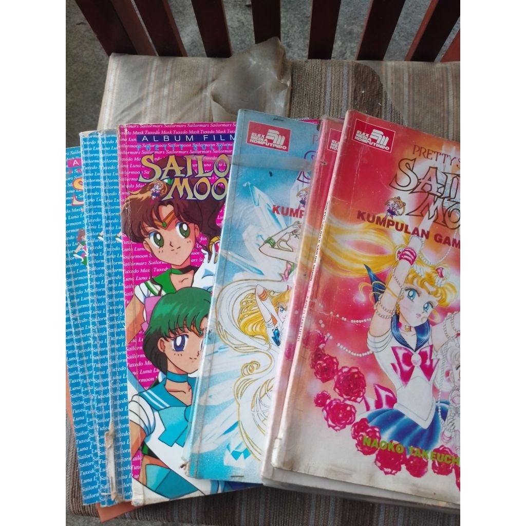 Buku Album Film Pretty Soldier Sailor Moon & Kumpulan Gambar Asli Satuan / Cabutan 2nd Bekas