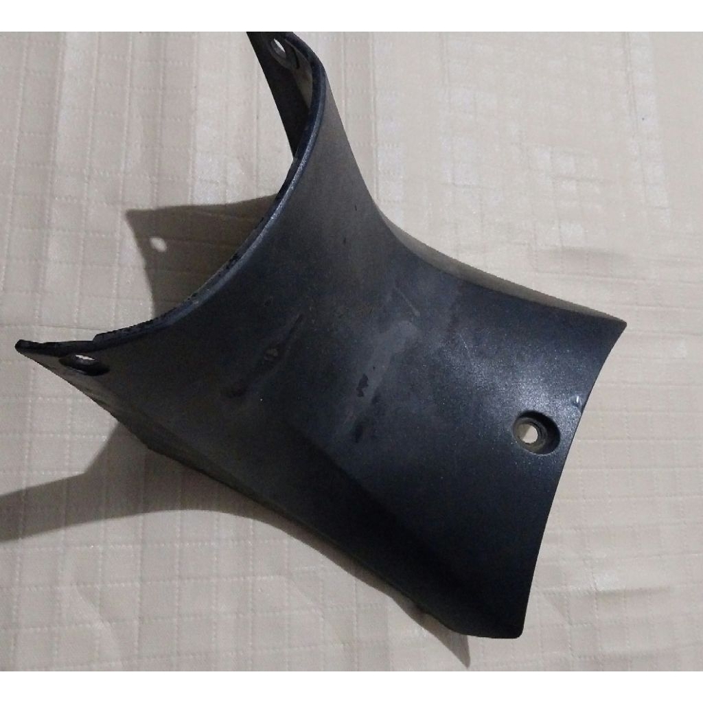 Legshield Tengah Honda Supra X 125 Bagian Bawah Original