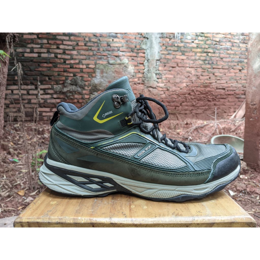 sepatu goretex kolon sport
