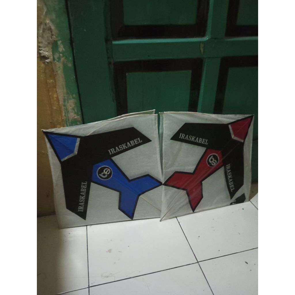 layangan aduan motif