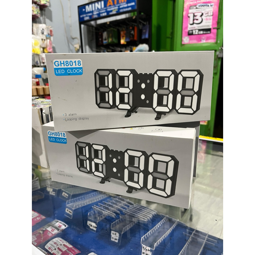 Lampu LED JAM Gh 8018 Jam dinding Baterai di Cas