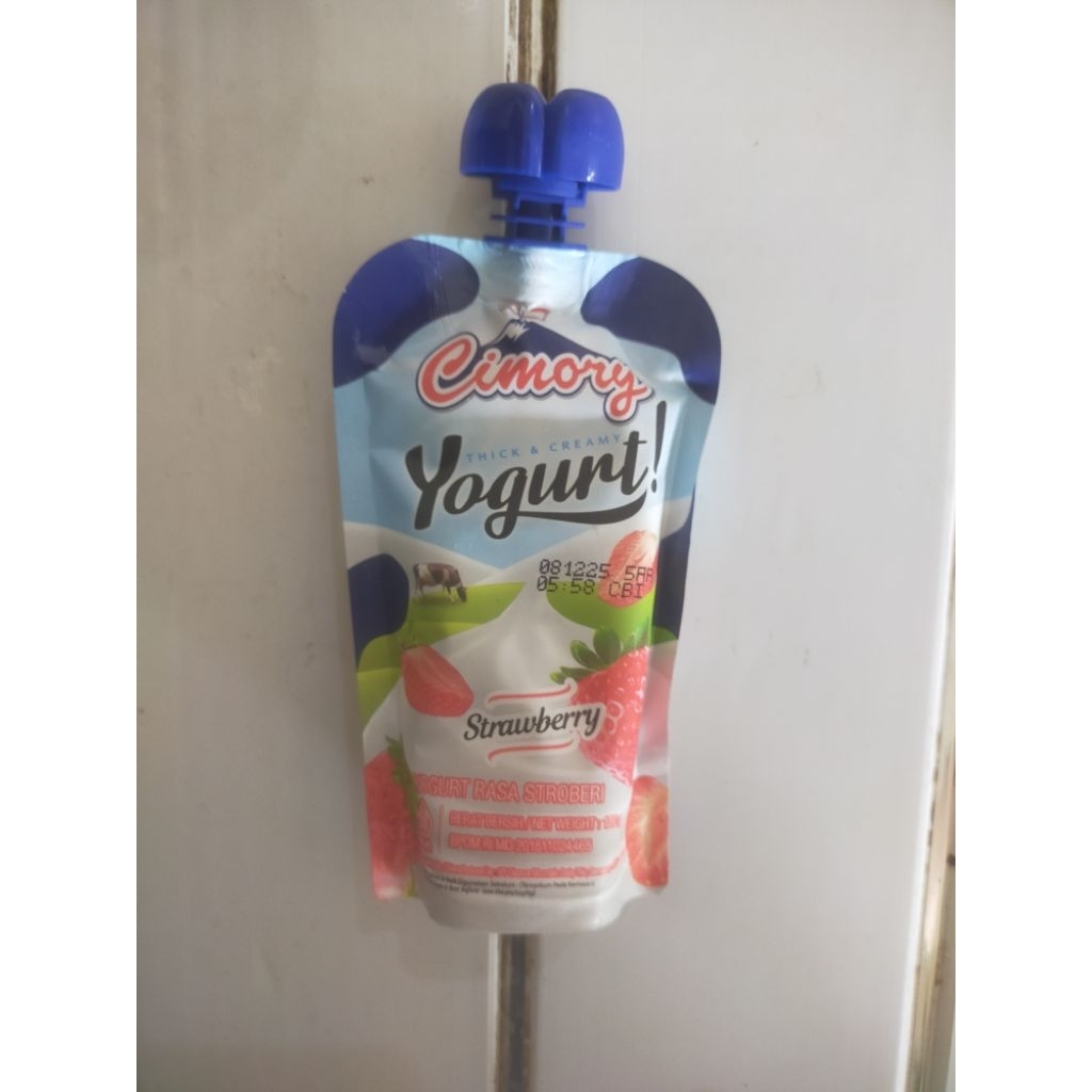 

Cimory Yogurt Strawberry 120Gr