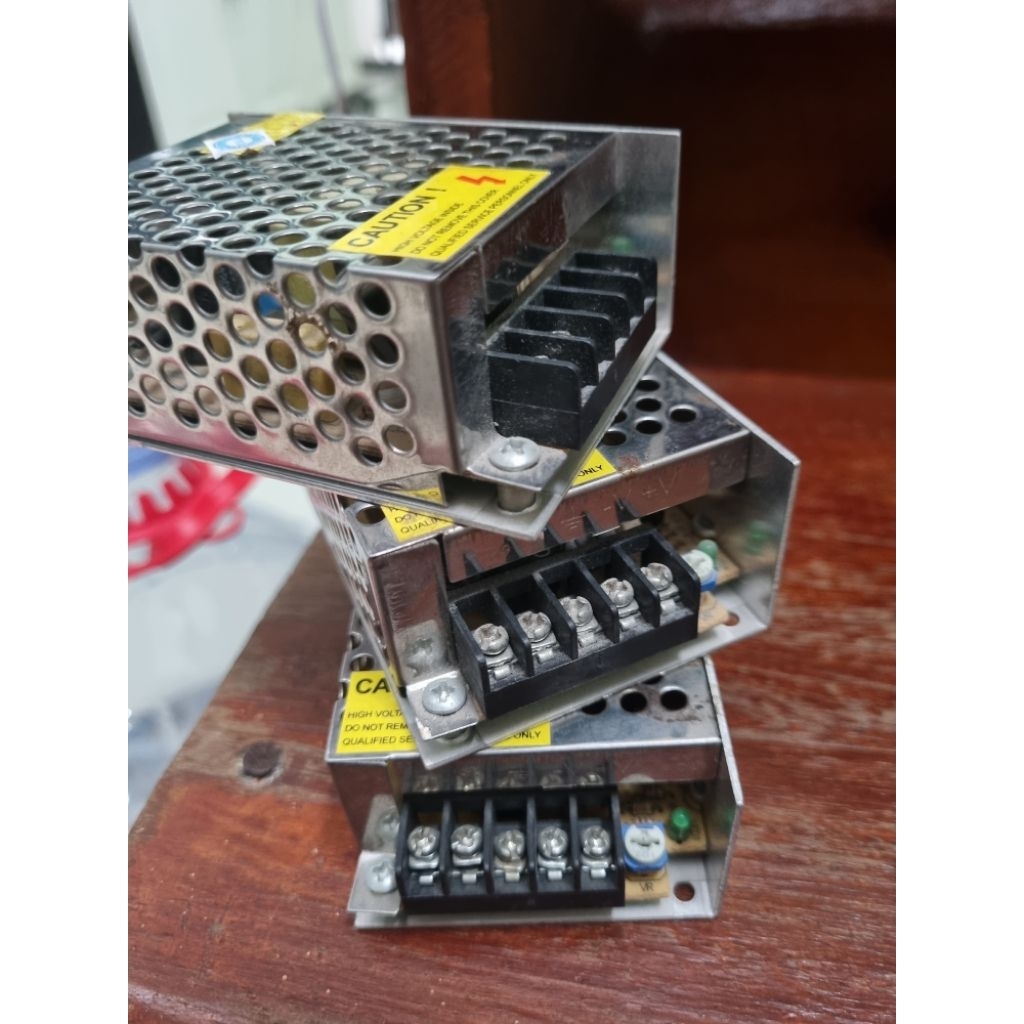 ADAPTOR 12 VOLT 3 AMPERE