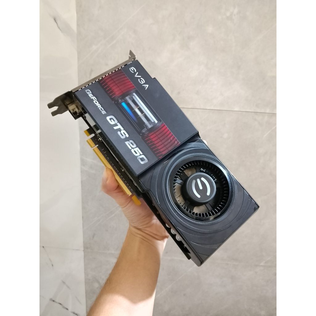 Vga gts 250 ultra 1GB 512MB ddr3 256bit gamer & edition render