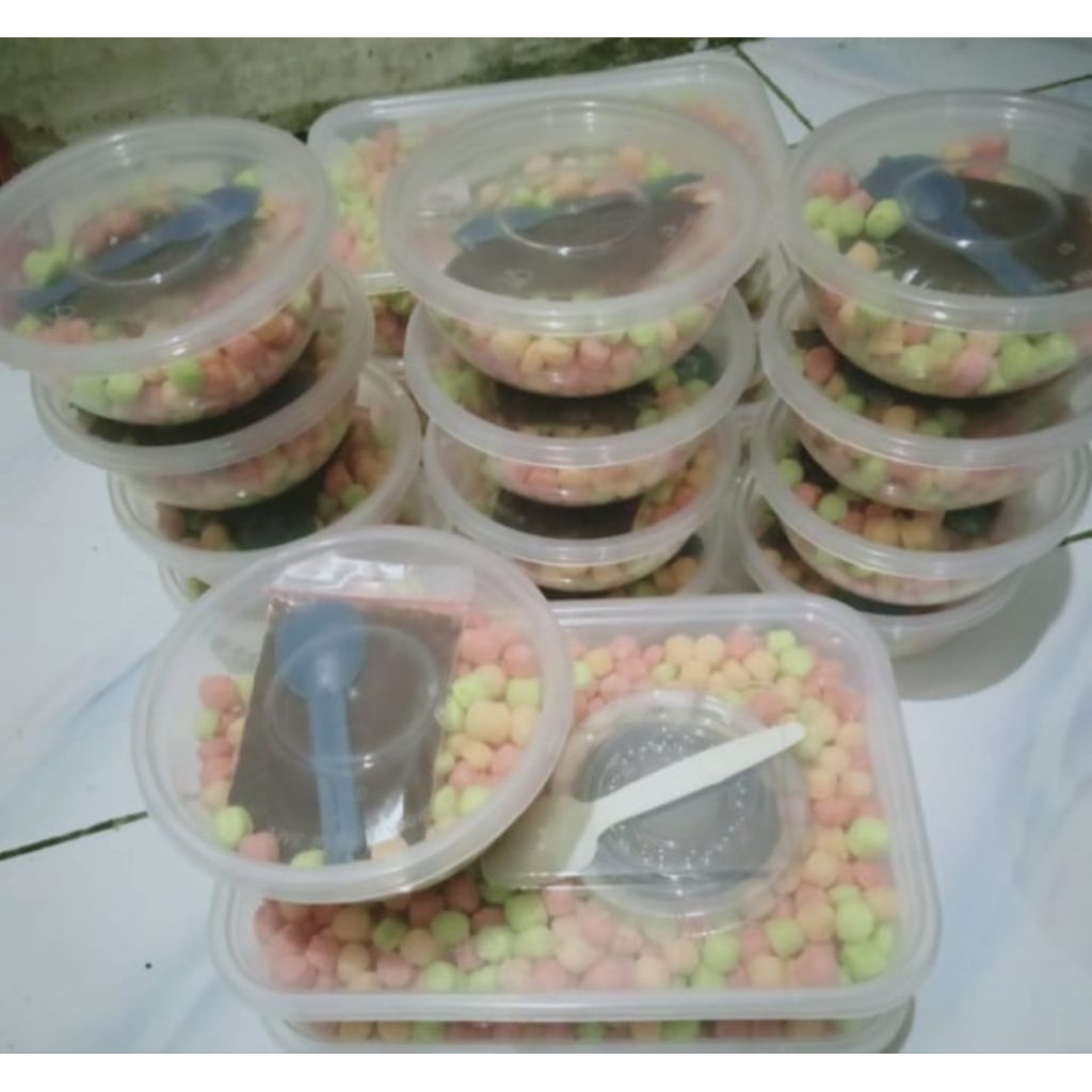 

nyamnyam box cemilan per 4pcs enak dan murah