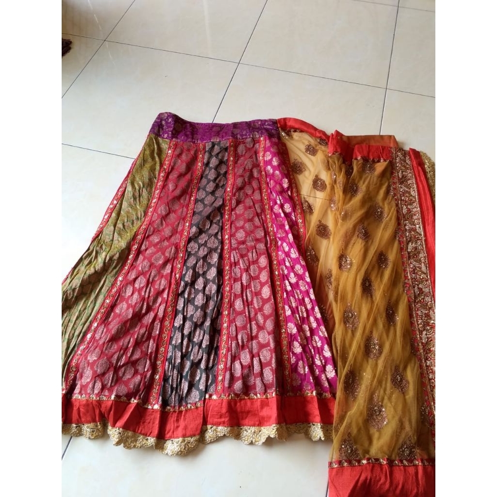 rok panjang/ rok india/ selendang india/ Baju india/ sari india