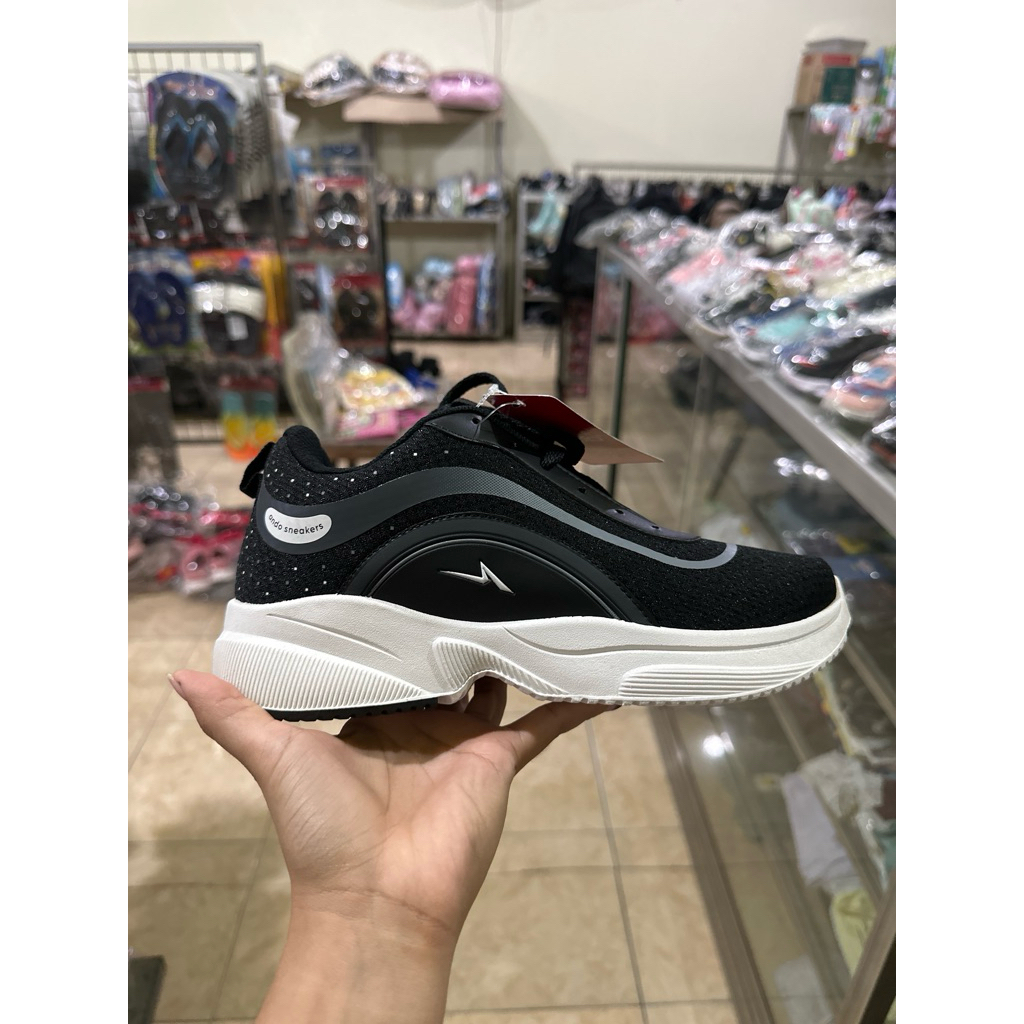 Sepatu Sekolah SMP SMA HITAM PUTIH ANDO MELVIOR