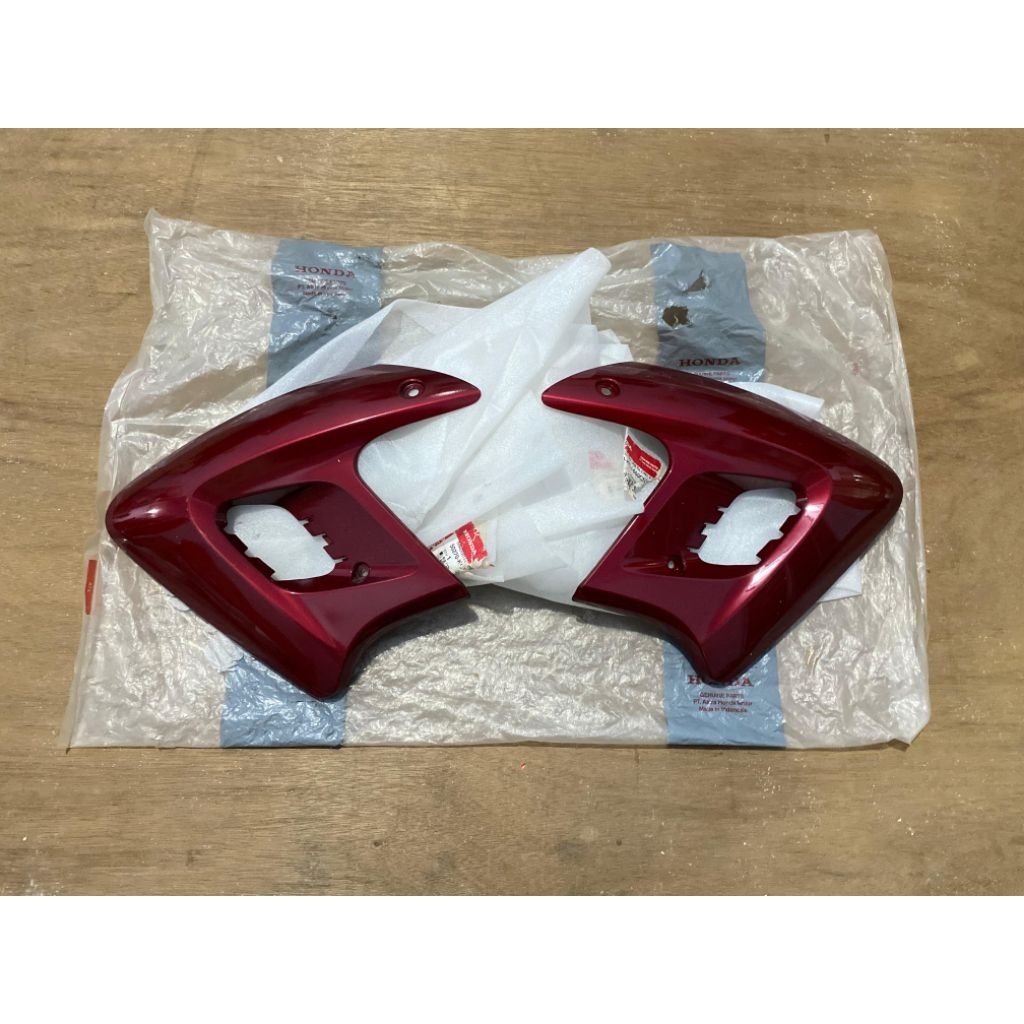 Sayap kupingan tangki tengki tiger revo tirev merah maroon original baru ahm