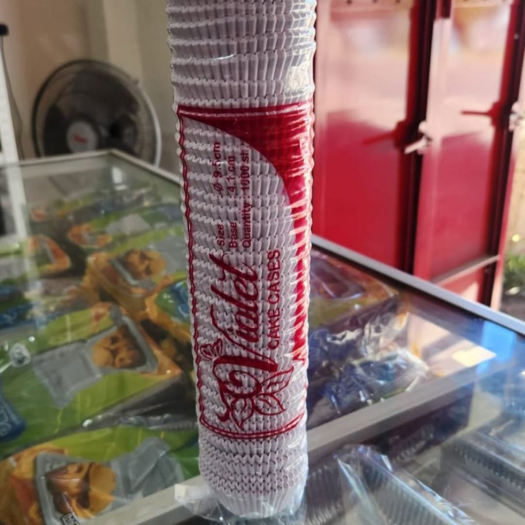 

CUPCAKE FORA & CUPCAKE VIOLET (CUP KUKUS)