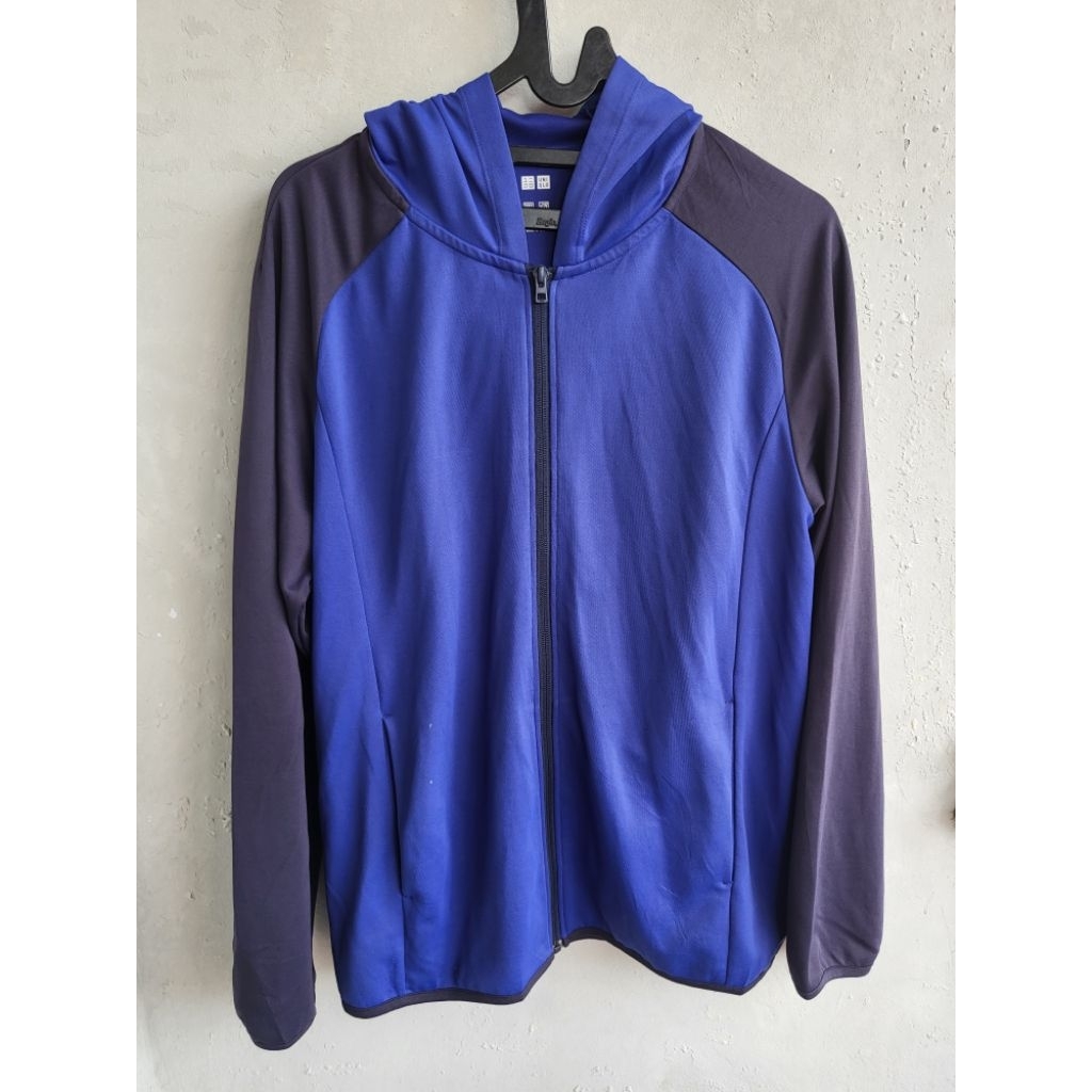 HOODIE ZIP UNIQLO SOFTSHELL