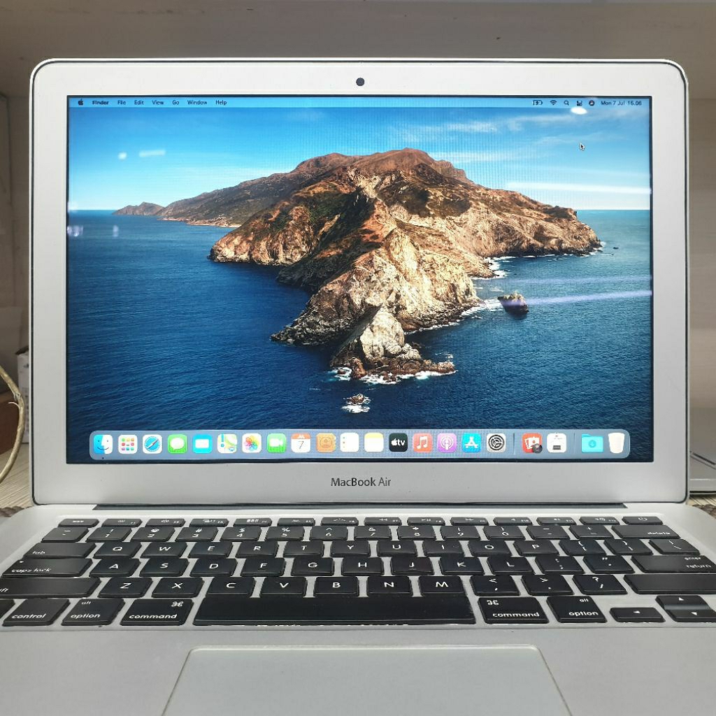 MacBook Air 13" 2017 i5 8/256
