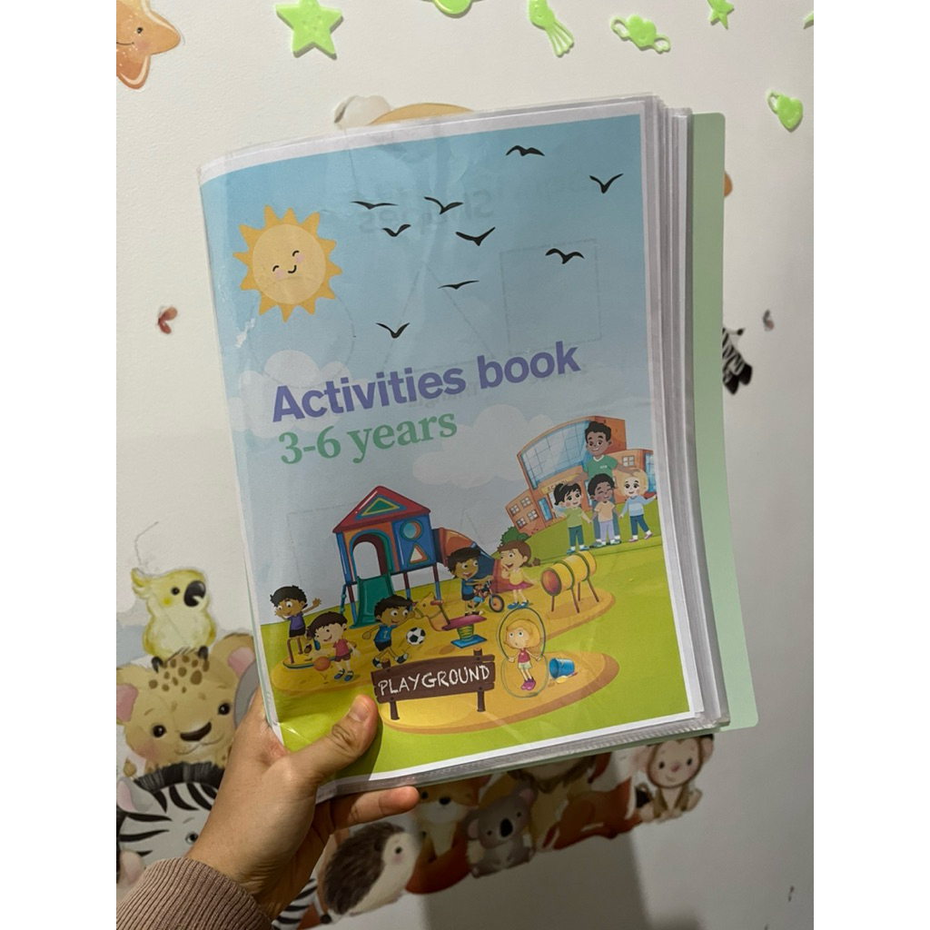 

buku activities book free spidol dan holder