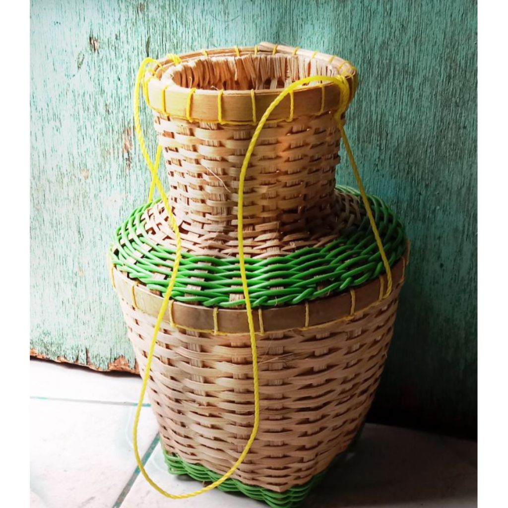 keranjang bambu,kepis,kembu,kojay,tempat ikan,udang,alat mancing,2kg sedang