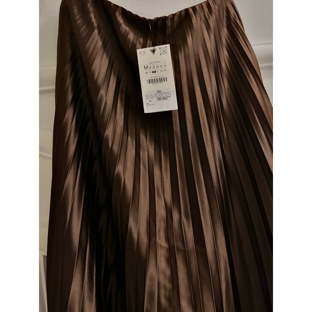 Zara Plisket|Prelove