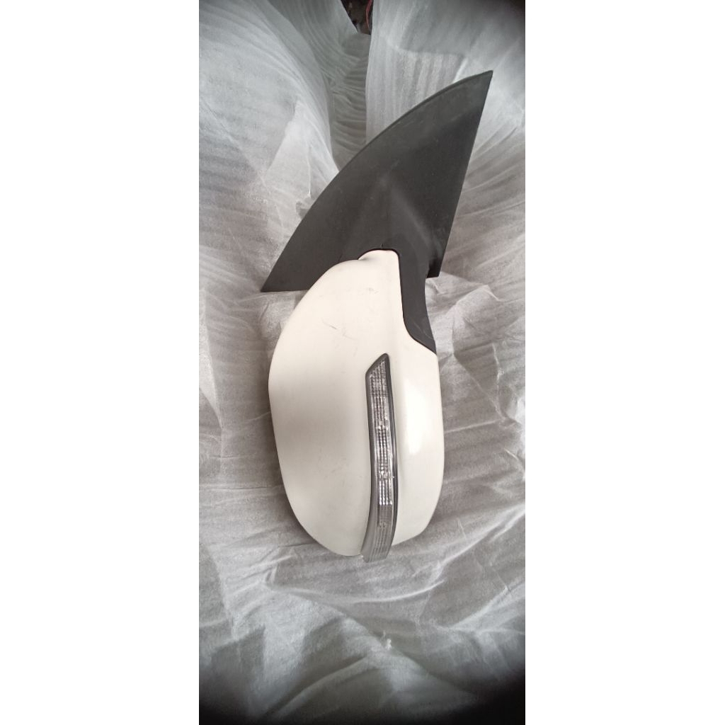 spion dfsk glory 560 sebelah kanan