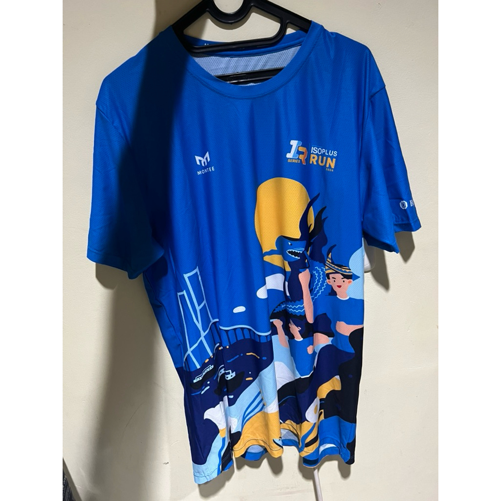 jersey lari isoplus run surabaya edition 2024 XL