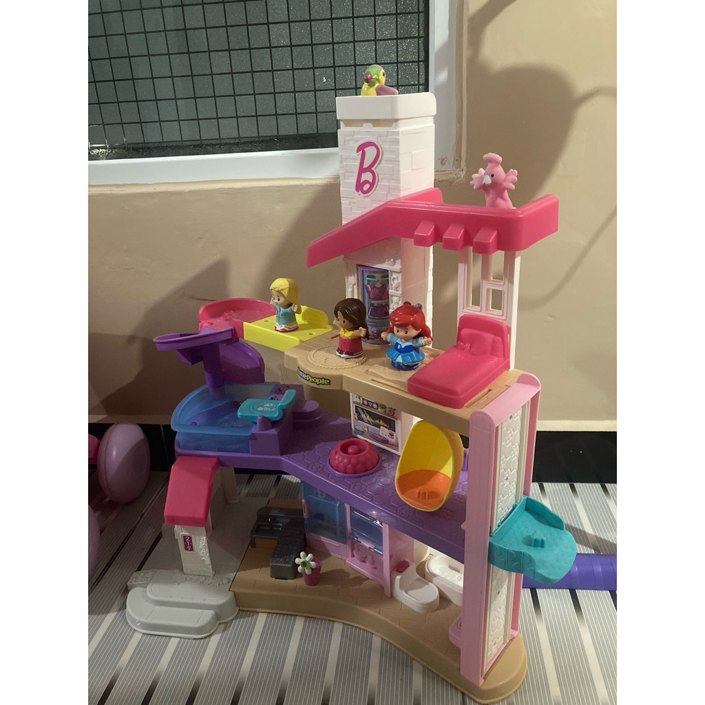 Preloved Little People Barbie House