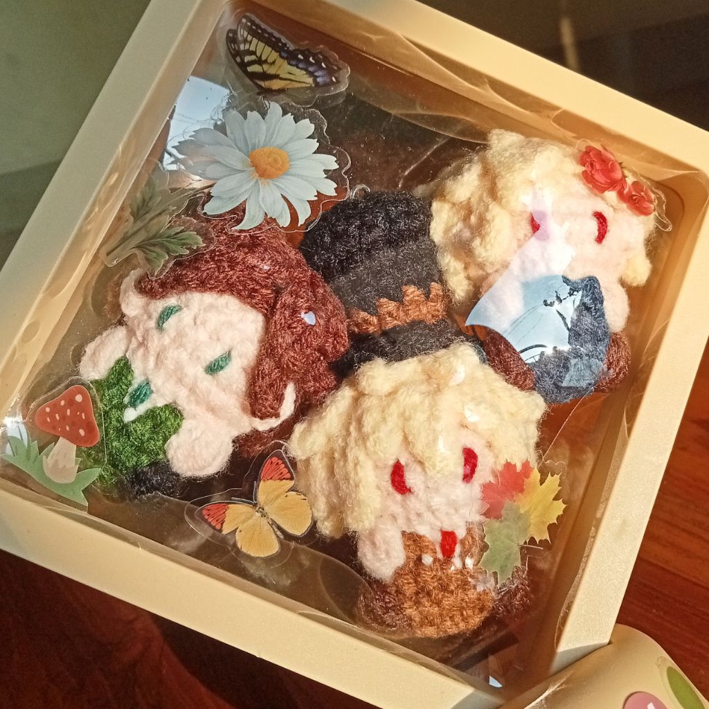 MORIARTY THE PATRIOT Moriarty Brothers Albert, William, Louis Doll Crochet