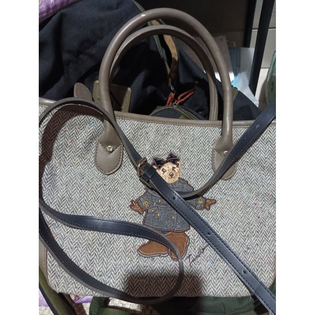 tas slendang brand tw bear
