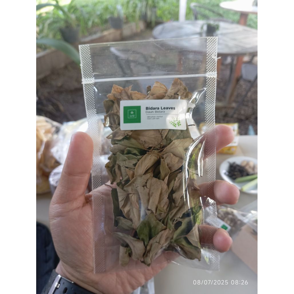 

Daun bidara kering