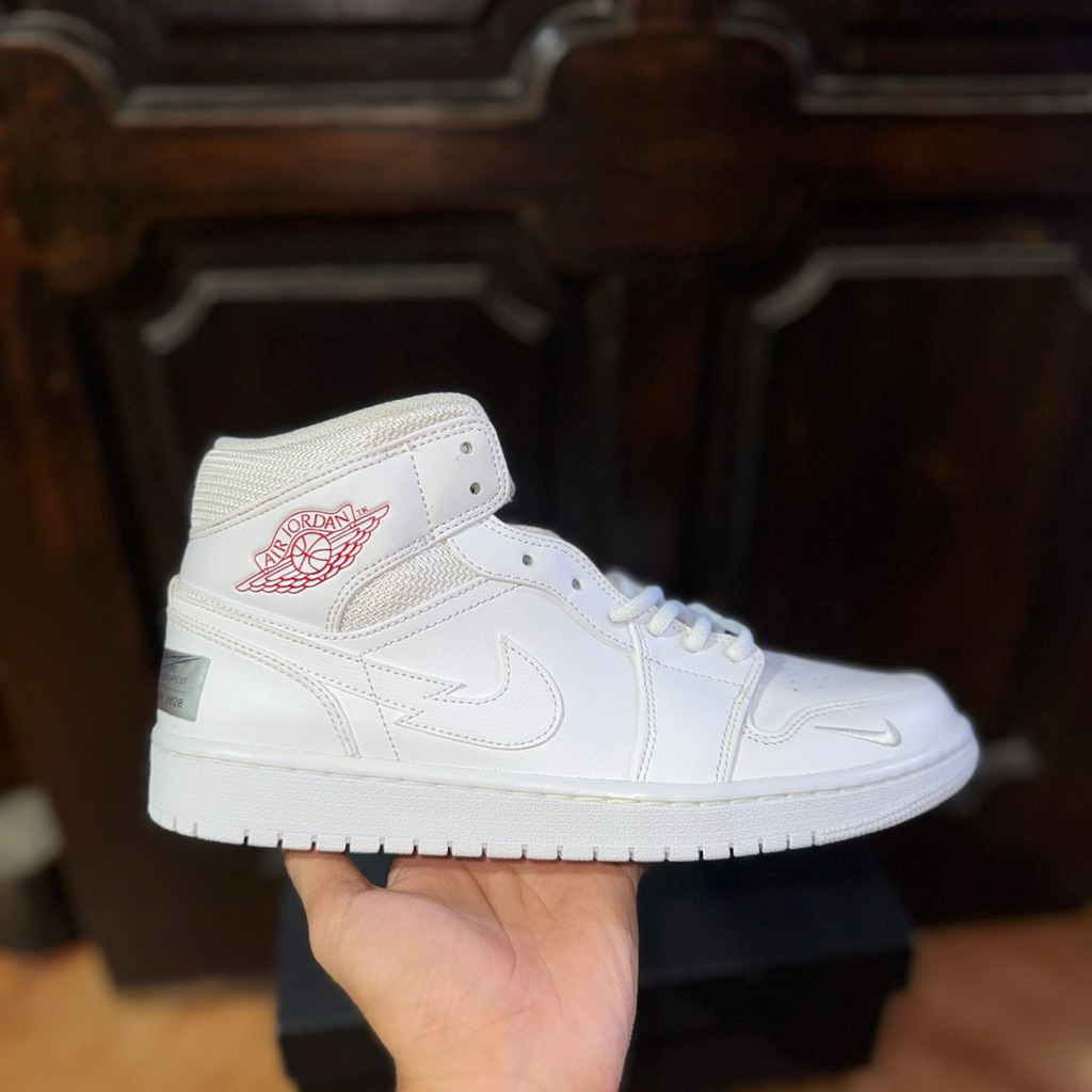 Air Jordan 1 Mid