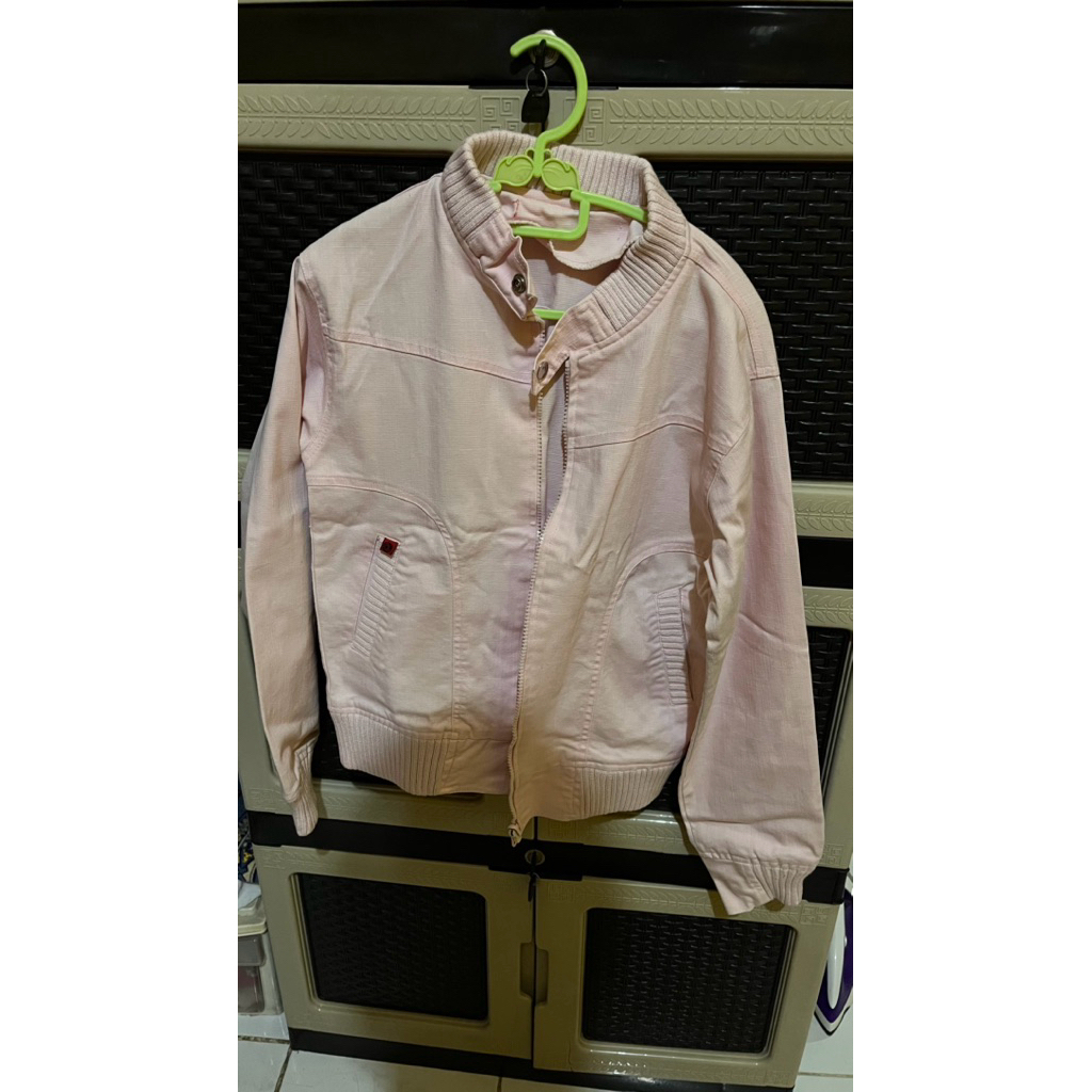 Preloved Jaket Pink Crop