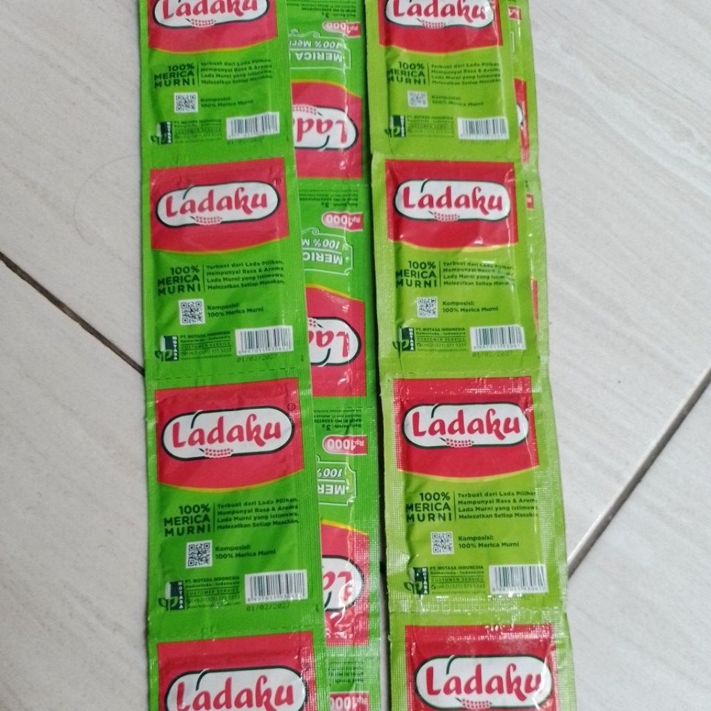 

Lada bubuk Ladaku kemasan sacbet isi 12
