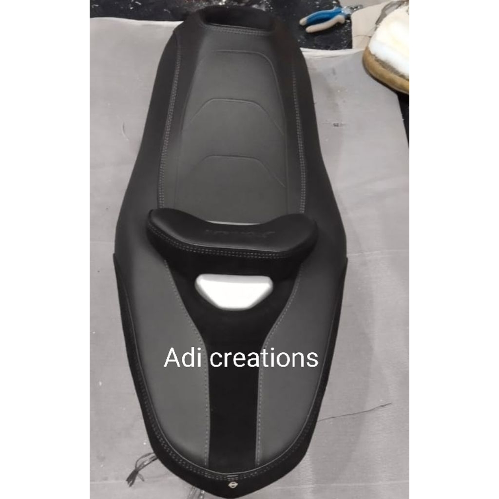 Kulit Jok Cover Seat Motor Xmax Connected Dan Old/Aksesoris Motor Xmax