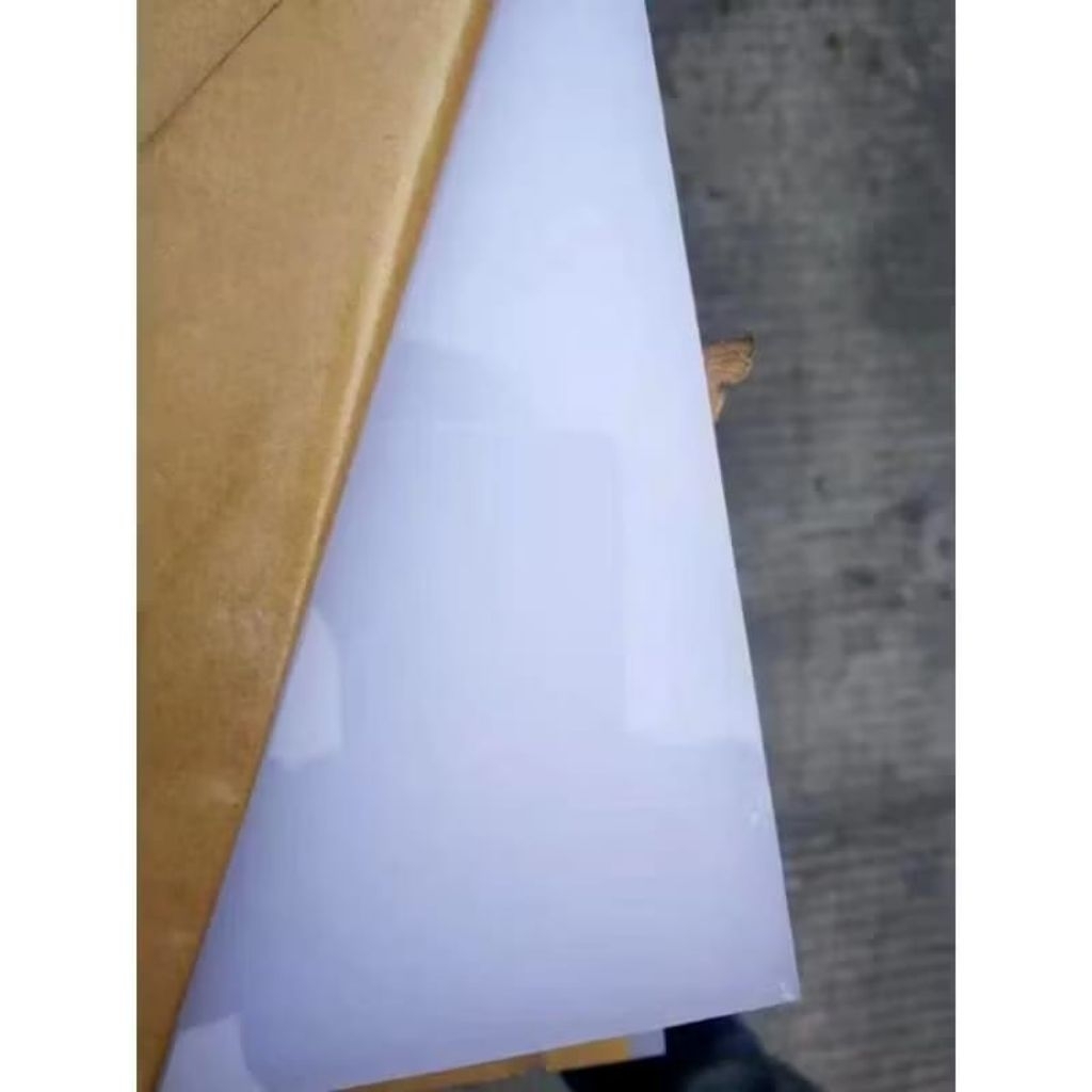 

Akrilik lembaran Bening 3mm UK 40 x 60 cm beli 20 gratis 1
