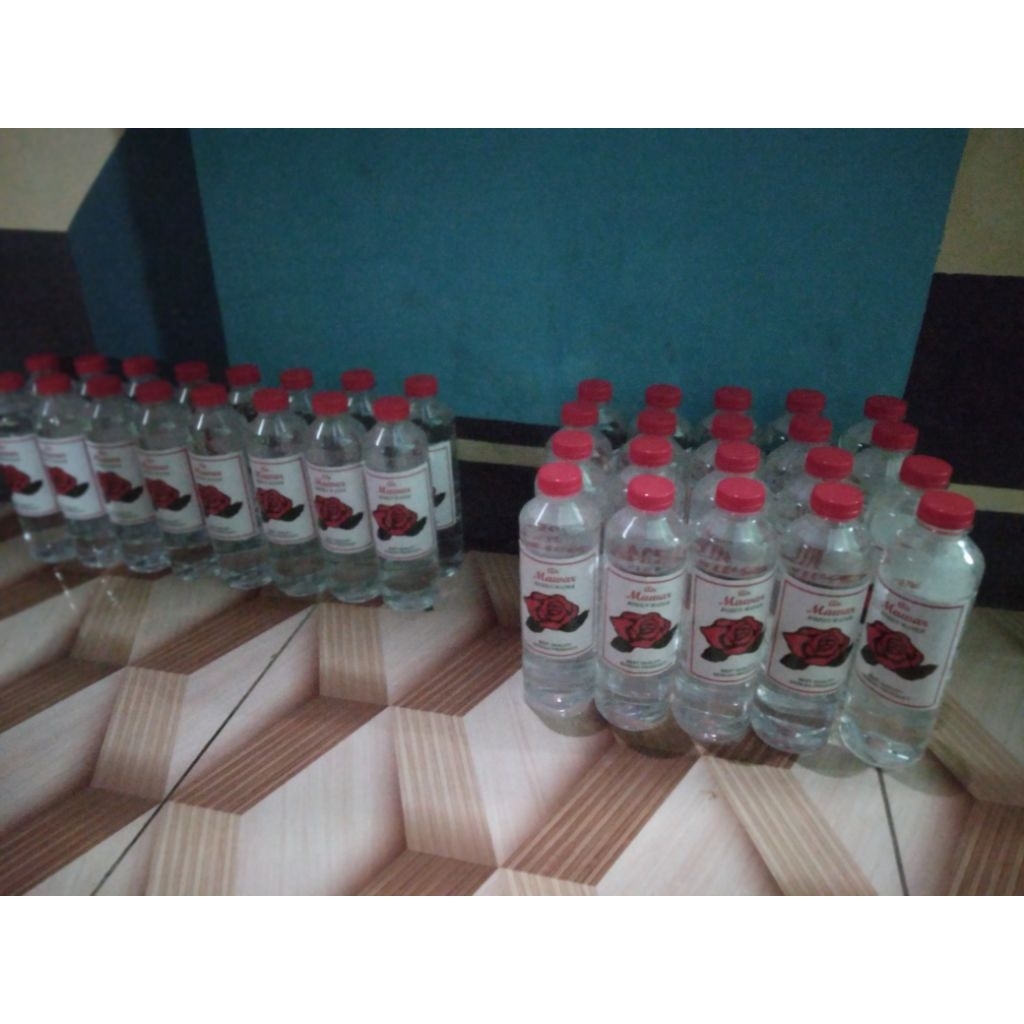 

Air Mawar Wangi dan harum Untuk Ziarah Makam Botol Plastik aman tidak pecah. Harga Satuan