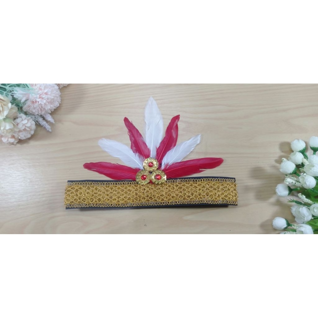 Mahkota Bulu Merah Putih Renda Emas