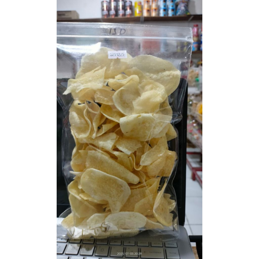 

BELI 1 BKS GRATIS 1 BKS KERIPIK GETHUK ASIN RENYAH