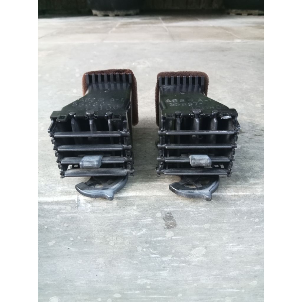 Kisi AC Supir Toyota Corolla SE