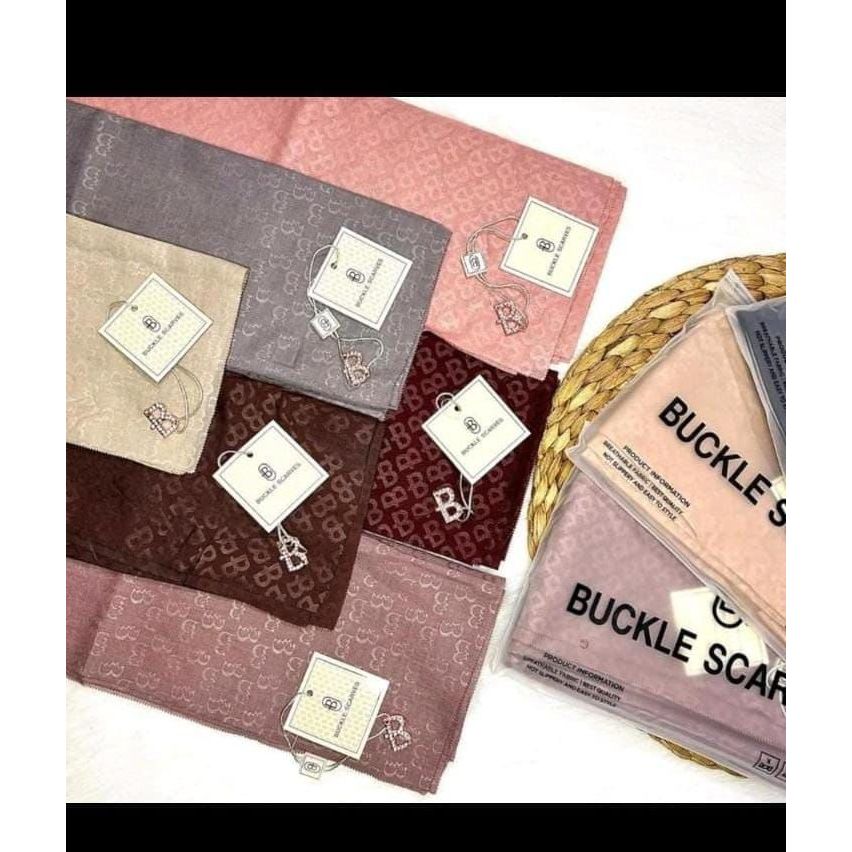 BUCKLE EMBOS HIJAB SEGIEMPAT MONOGRAM BISA SERAGAM SEGI EMPAT KERUDUNG  STANDAR 110X110 LOGO SWAROSK