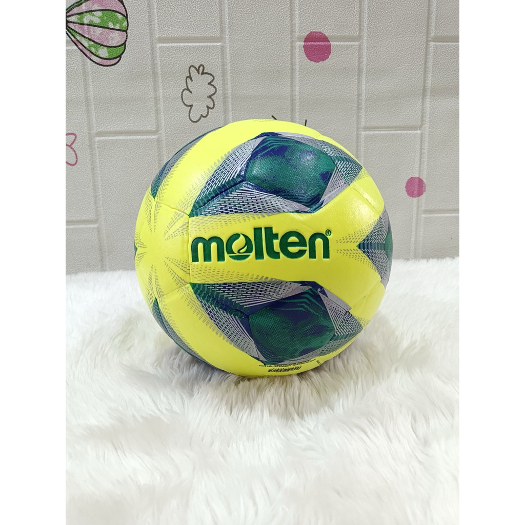 Bola molten bola kaki/futsal ready 2 warna
