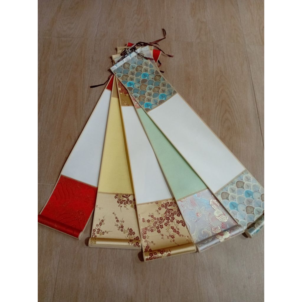 

Kertas Kaligrafi China size 14×72cm Bisa untuk Tulis dan Lukis Gulungan kertas karya kaligrafi