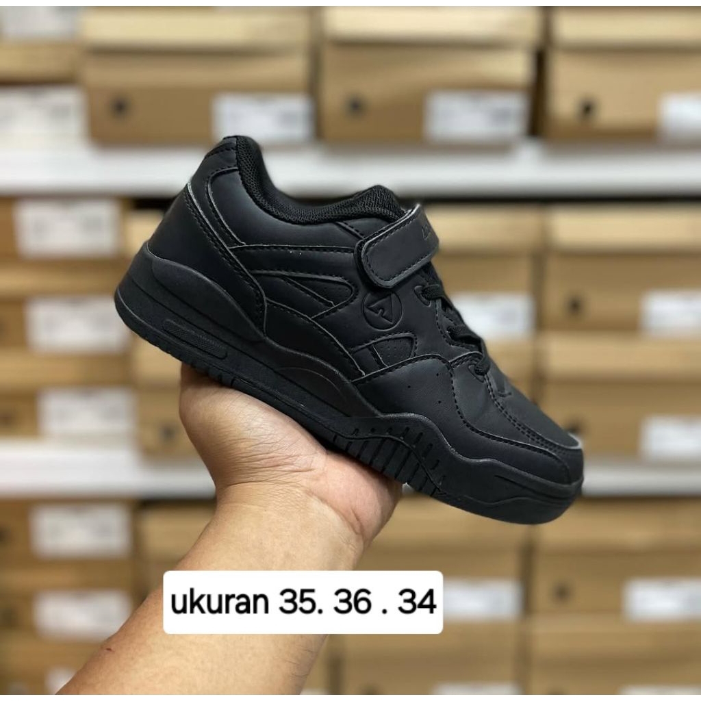 sepatu sekolah anak hitam polos diadora kids full black