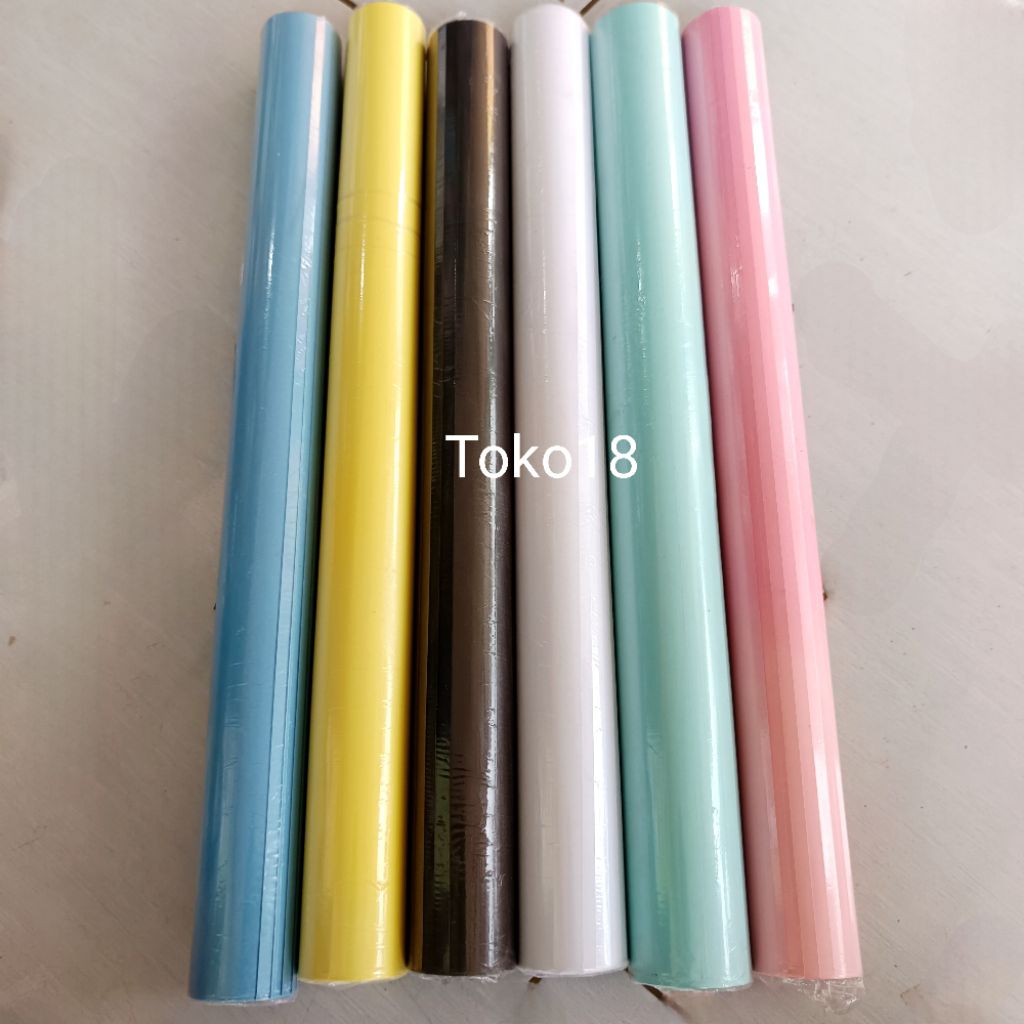 

10 Lembar Kertas Karton Manila 61×86 Cm (150 Gsm)