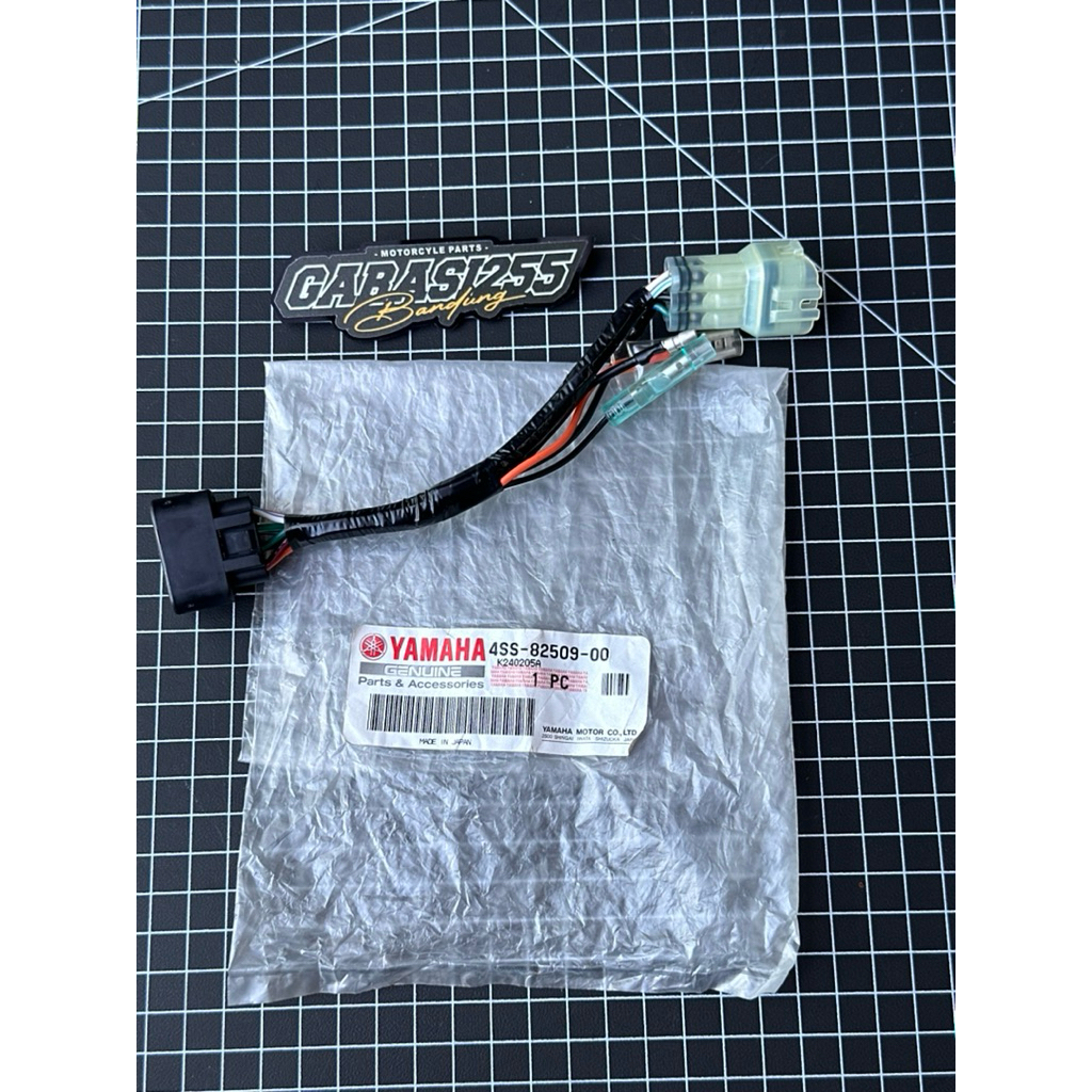 soket socket kabel cdi CDI yamaha yz 125 YZ125 original yamaha japan 4SS-82509-00