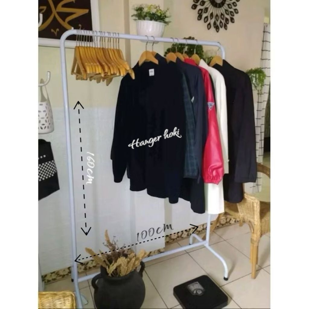 Gawang Baju Minimalis Besi Hollow Hitam Putih Rak Baju Gantung Portable