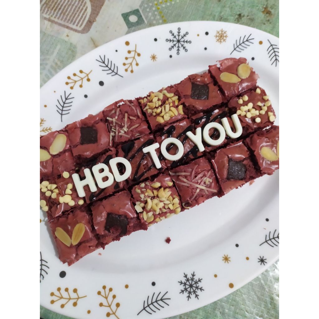 

Fudgy Red Velvet Custom Nama 20x10