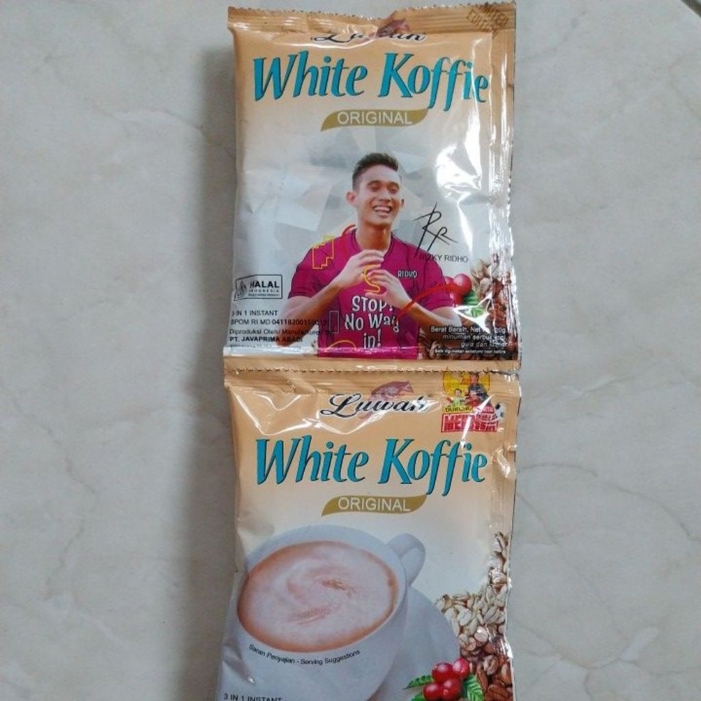 

Luwak White Koffie 1 renteng renceng isi 10 Sachet × 20g