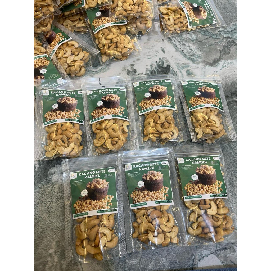 

Kacang Mete Kameku “Share It” (Original 100 gr)