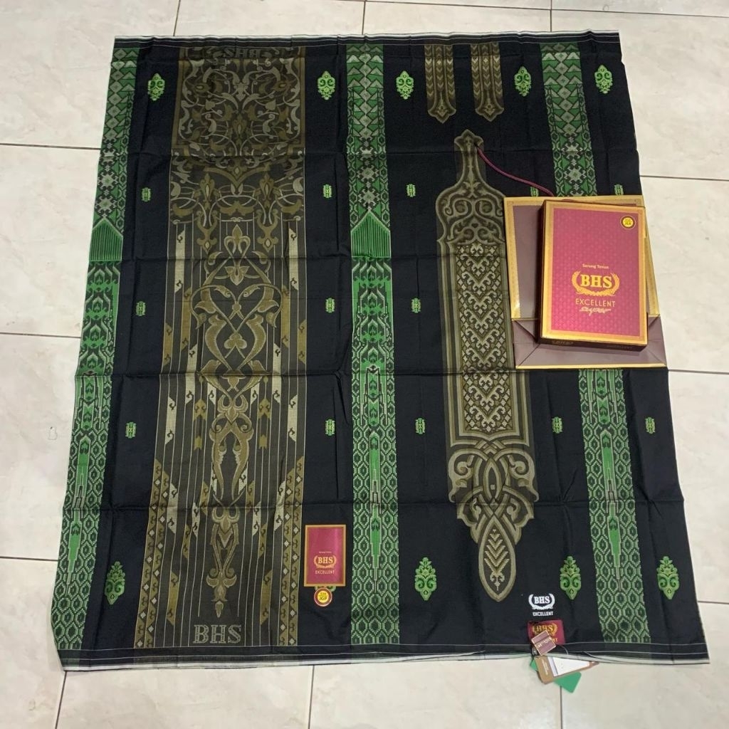 Sarung Bhs Excellent Gold Jacquard