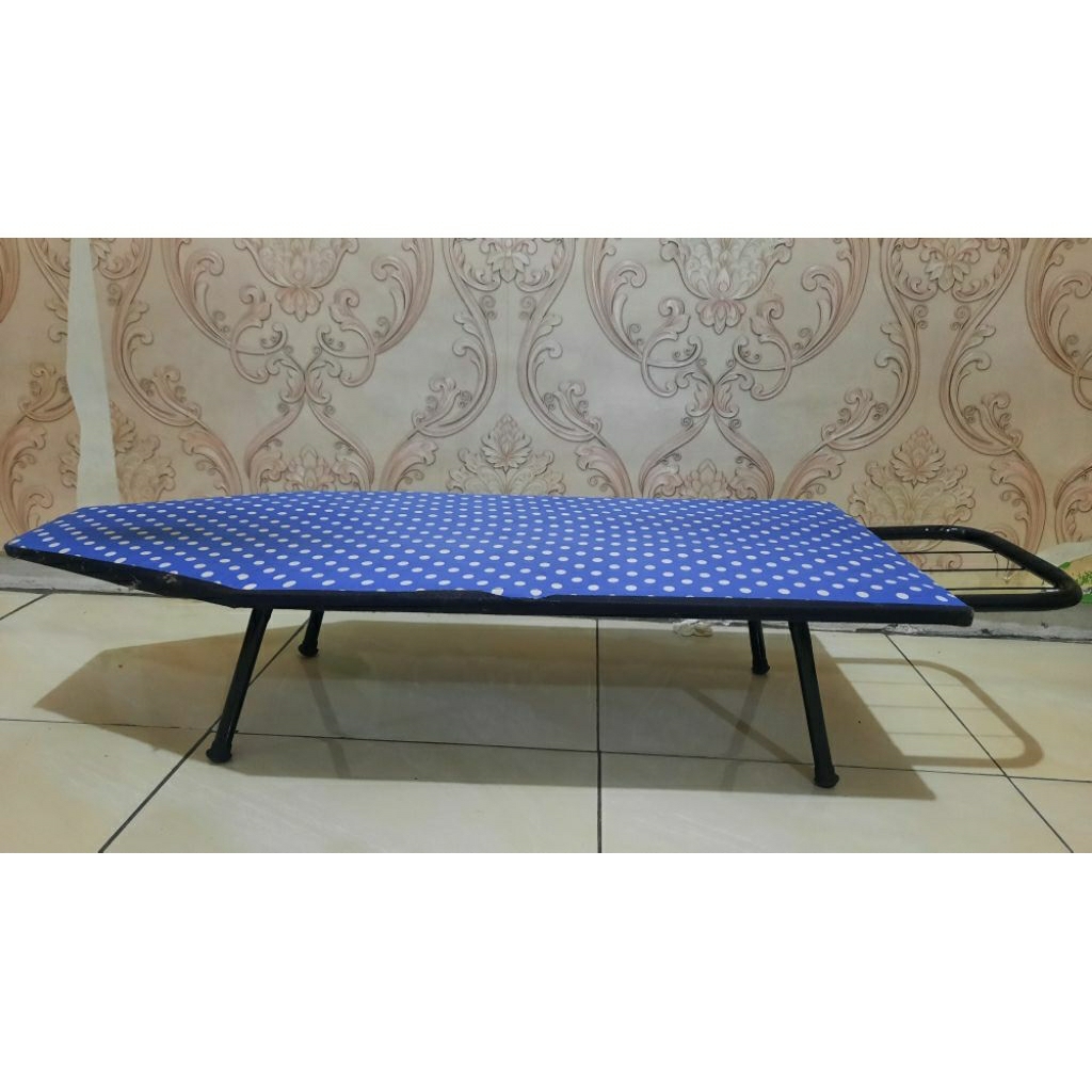Meja Setrika/Meja Setrika Duduk/Meja Setrika Lipat Besi