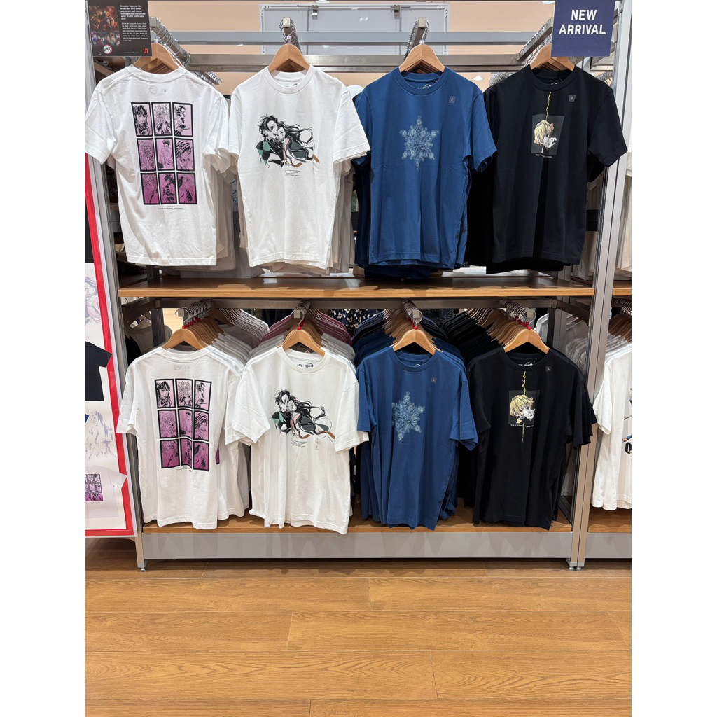 UNIQLO Kaos Manga Tshirt UT Demon Slayer / Jujutsu Kaisen Lengan Pendek ORIGINAL Jastip