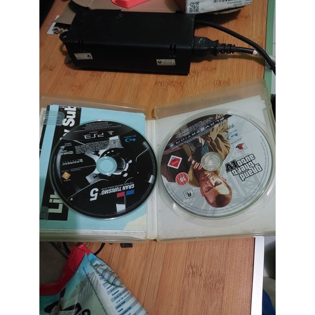 kaset game ps3 gta 4 dan gran turismo