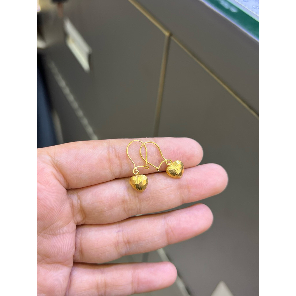 anting kait love ukir kuning