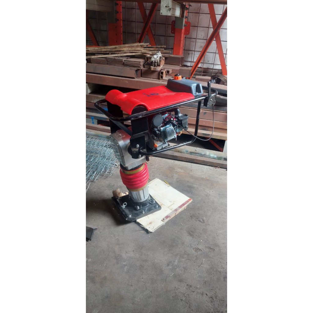 Stamper Kuda Tamping Rammer Pemadat Tanah Type 125 Honda